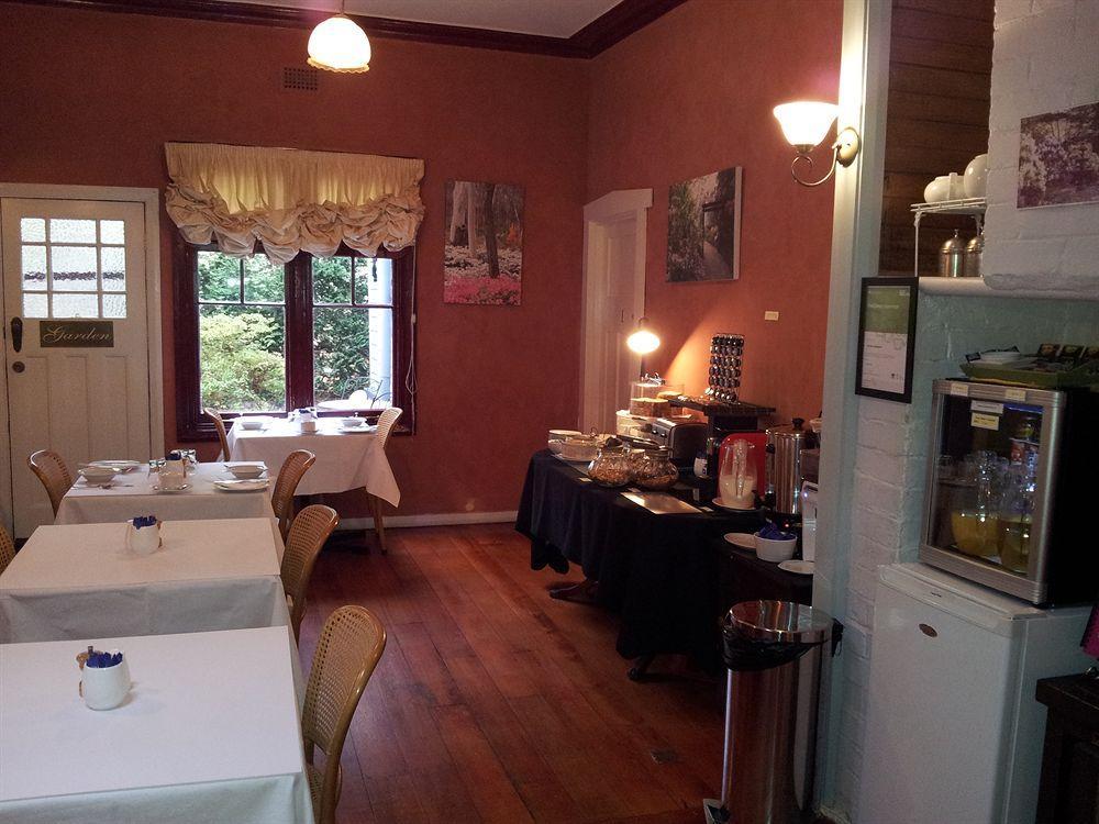 Kubba Roonga Guesthouse - Boutique Luxury Spa Retreat & Gardens - Blue Mountains Blackheath Buitenkant foto