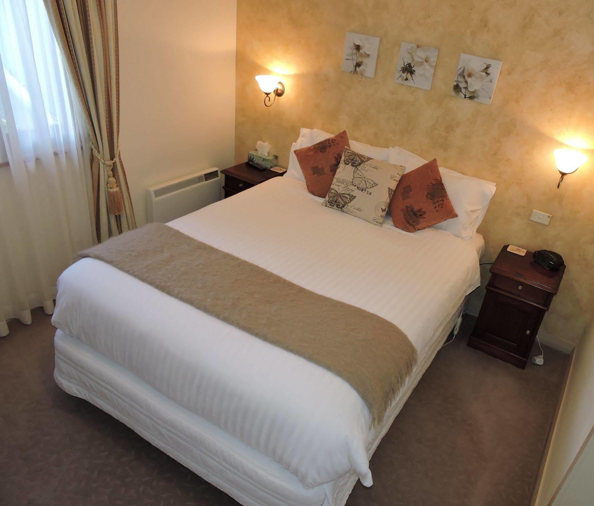 Kubba Roonga Guesthouse - Boutique Luxury Spa Retreat & Gardens - Blue Mountains Blackheath Buitenkant foto