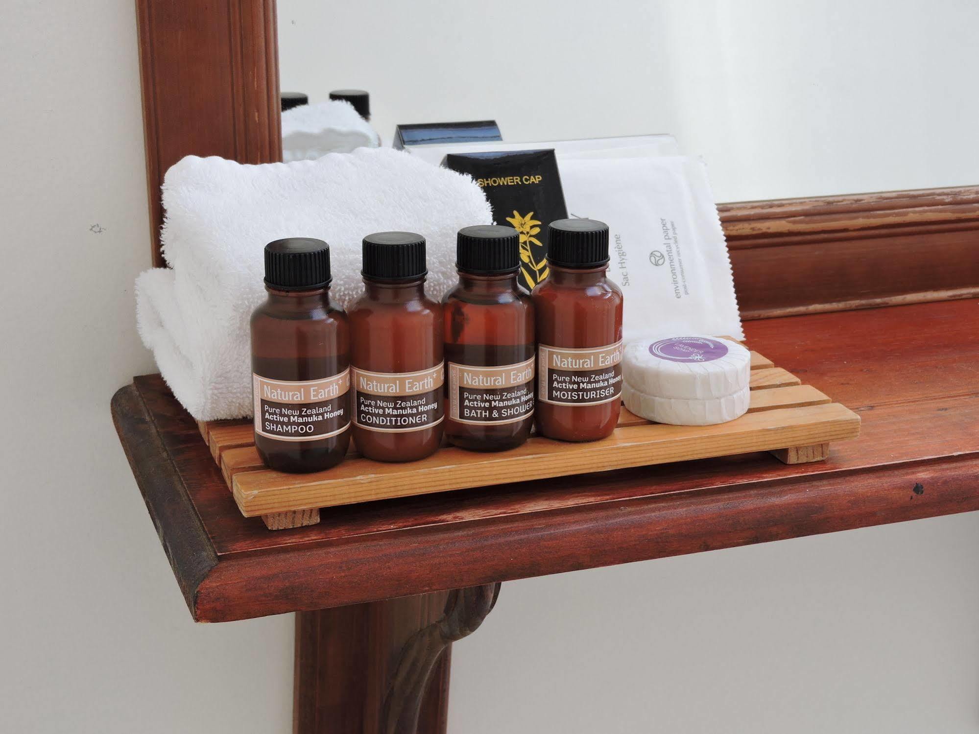 Kubba Roonga Guesthouse - Boutique Luxury Spa Retreat & Gardens - Blue Mountains Blackheath Buitenkant foto
