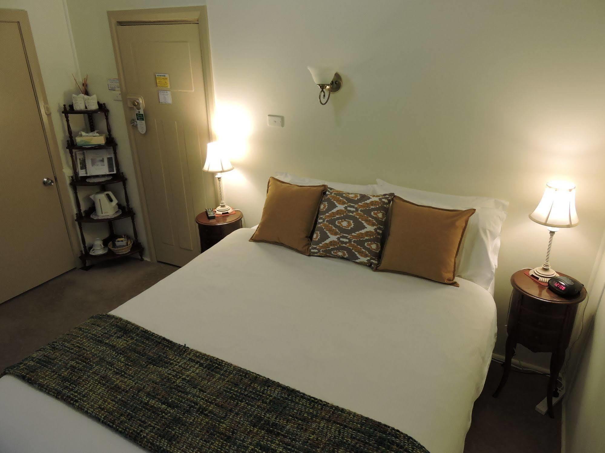 Kubba Roonga Guesthouse - Boutique Luxury Spa Retreat & Gardens - Blue Mountains Blackheath Buitenkant foto